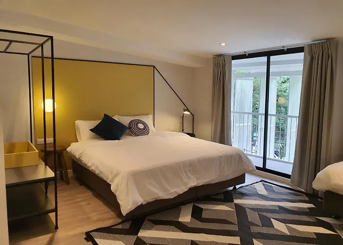 Roompini Bed & Breakfast Bangkok