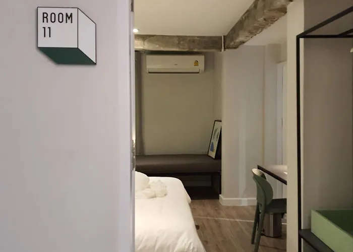 Acomodação com café da manhã  Roompini Banguecoque