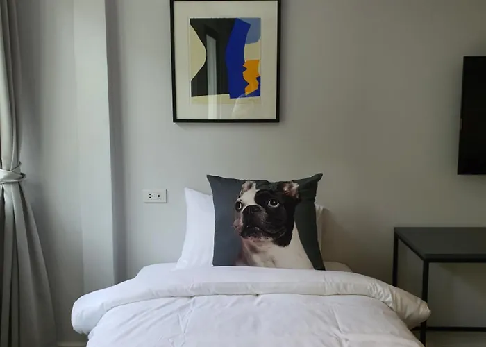 Acomodação com café da manhã  Roompini Banguecoque
