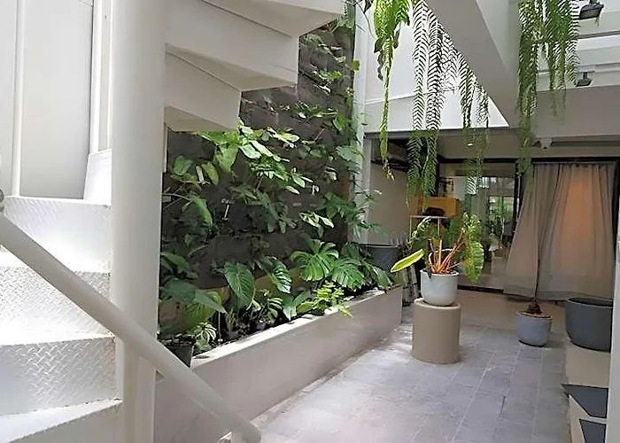 Acomodação com café da manhã  Roompini 3*